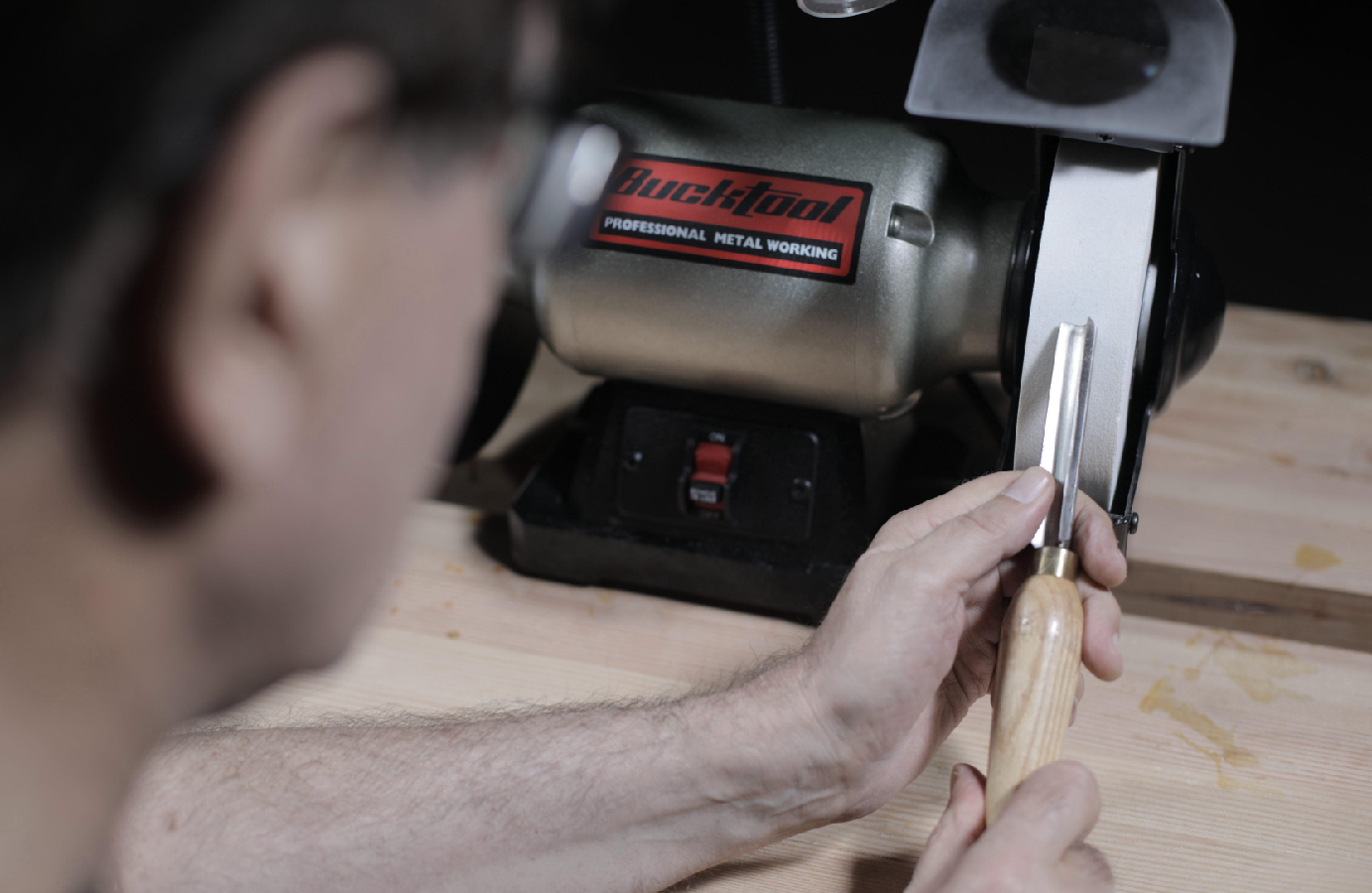 Upgrade Your Workshop with the Bucktool 6-Inch Slow-Speed Bench Grinder – Precision, Power & Performance!